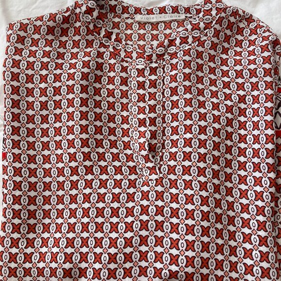 Shape Blouse - Picture 3 of 3